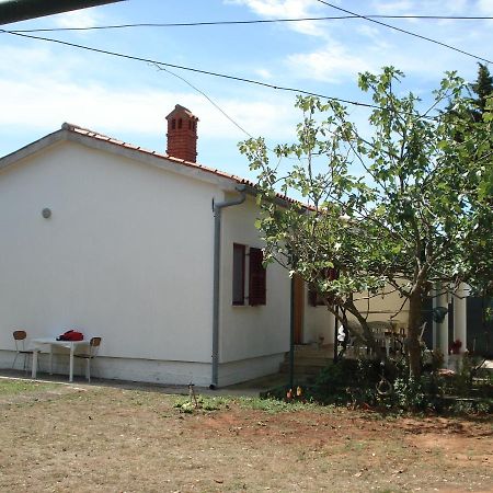 Medel Villa Medulin Exterior photo